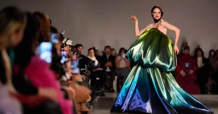 Christian Siriano invites New York Fashion Week guests into his surrealist dream