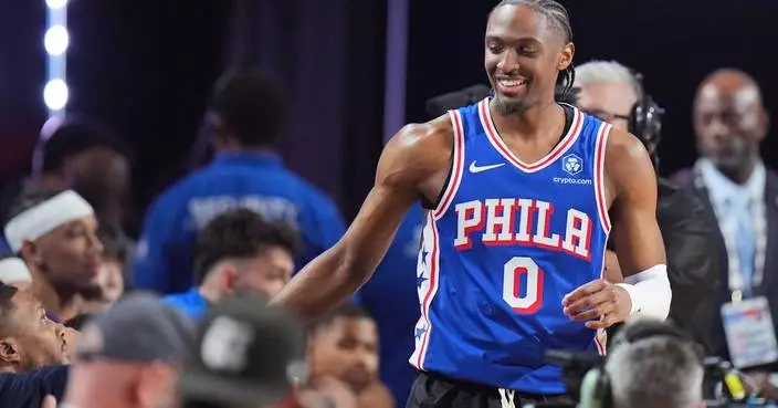 Tyrese Maxey sets 76ers’ 3-point record in front of sellout crowd, minus his mother