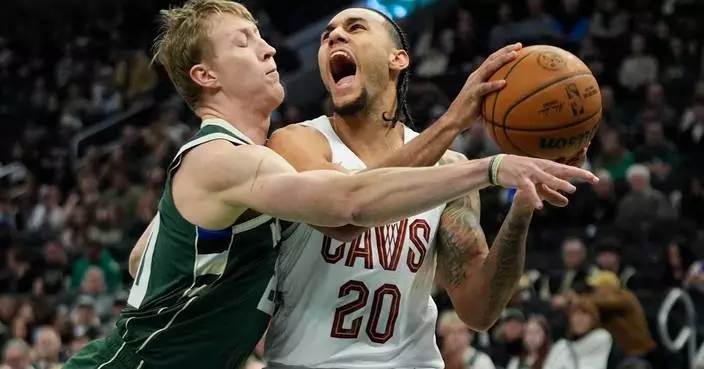Porter, Rollins lead the Bucks past the short-handed Cavaliers, 118-116