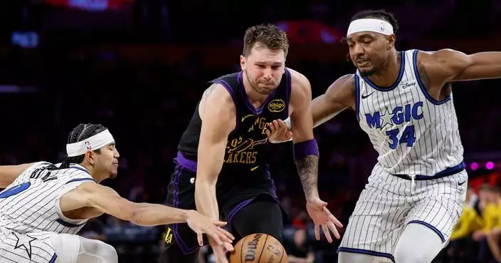 Luka hesitates, LeBron misses on the last possession of a rough homestand for the slumping Lakers