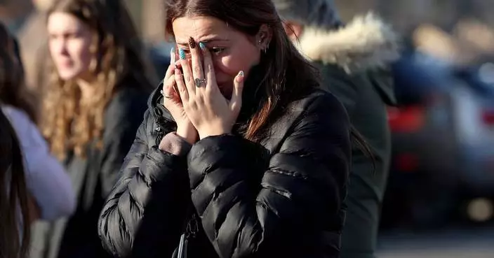 3 killed, including suspect, in shooting during Rhode Island youth hockey game