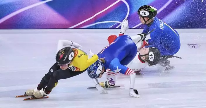 Poland's Kamila Sellier stretchered off after opponent's blade slices above her eye in Olympic 1500