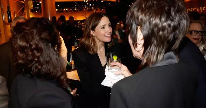 Actress Rose Byrne honored as Harvard's Hasty Pudding Woman of the Year with parade and roast