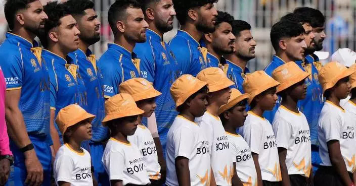 UAE bats first against New Zealand at T20 World Cup. Pakistan faces US