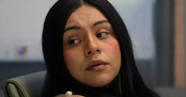 Lawyers of Chicago woman shot by federal agents say documents show how DHS lies about investigations