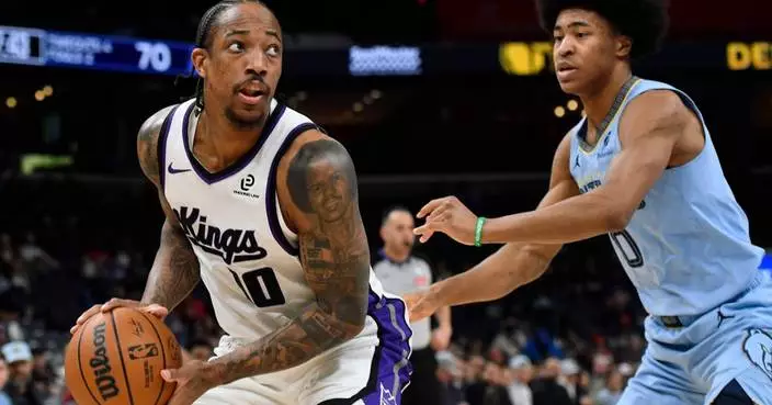 Kings end 16-game skid with 123-114 win over Grizzlies