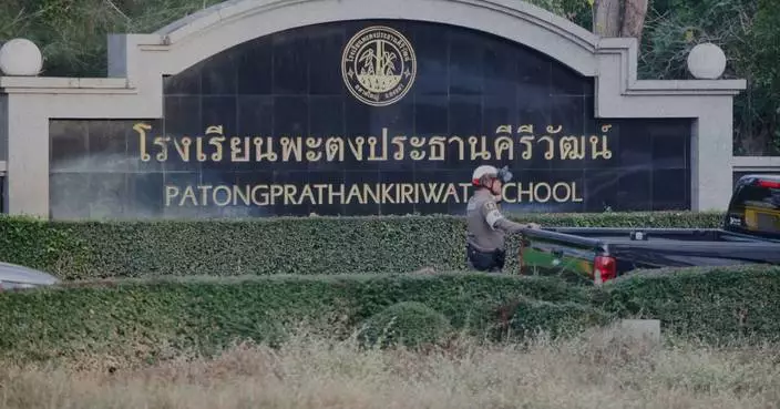 17-year-old with a gun attacks school in southern Thailand and 3 people are injured