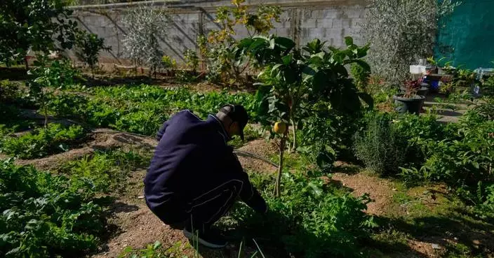 Misery deepens in the West Bank as Israel provides few Palestinian work permits