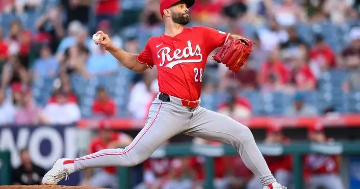 RHP Nick Martinez agrees to a $13 million, 1-year contract with the Rays, AP source says