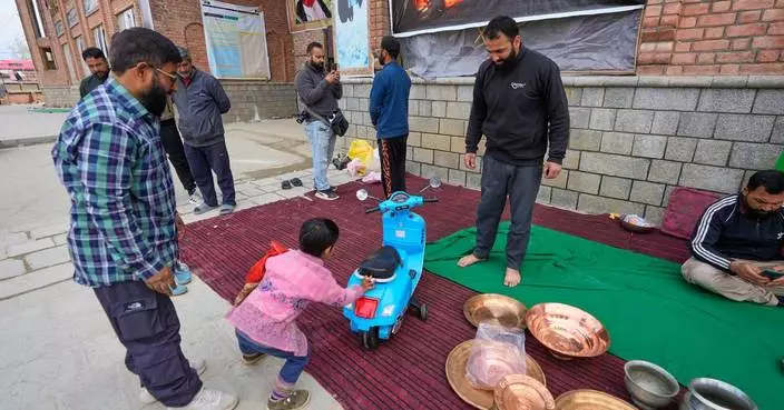 War in Mideast spurs Muslims in Indian-controlled Kashmir to collect donations for Iran, in photos