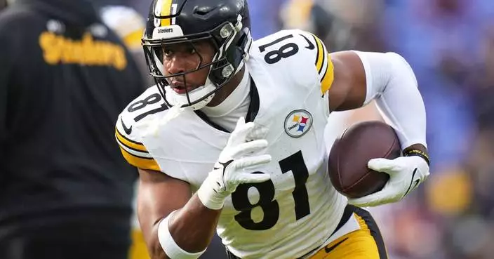 Tight end Jonnu Smith released by Steelers after disappointing 2025 season