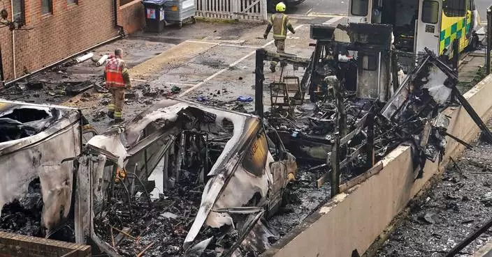 Two British men detained in a suspected antisemitic hate crime are released on bail