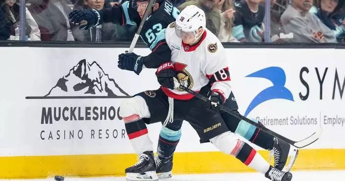 Blackhawks and Senators to play games in Duesseldorf as the NHL looks to grow hockey in Germany