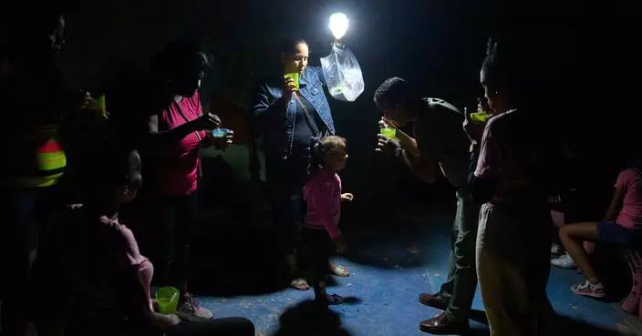 Cuba's blackout, Shakira in Mexico and other top photos from Latin America and the Caribbean