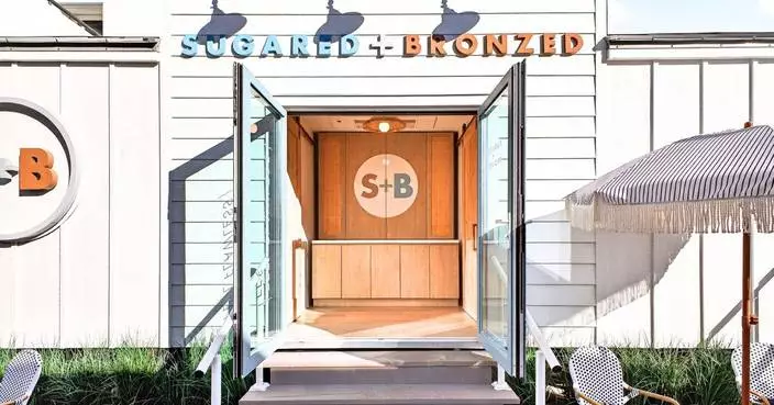 SUGARED + BRONZED Brings Its Iconic Tiny Home to Coachella Valley with First-Ever Desert Pop-Up 