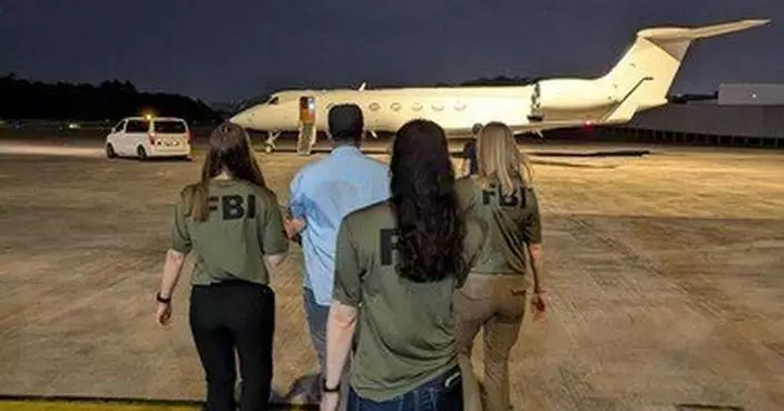 Man accused of tricking hundreds of teens into sending him pornographic images is brought to US