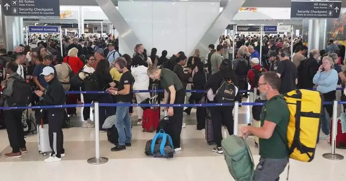 How to monitor airport security lines at US airports while TSA officers go without pay
