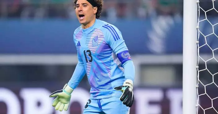 At 40, Ochoa is back in Mexico’s plans as Aguirre also adds Fidalgo for World Cup warm-ups