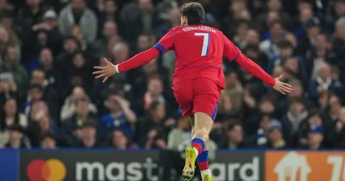 PSG's Kvaratskhelia and Barcola punish Chelsea again in Champions League