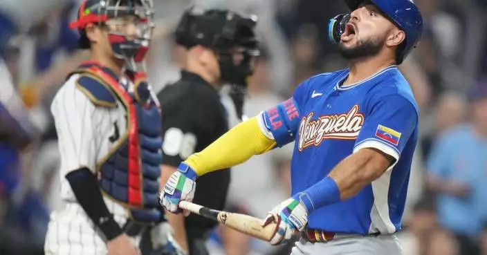 Venezuela rallies to beat Shohei Ohtani and defending champ Japan 8-5, advance to WBC semis