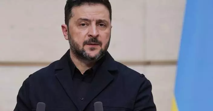 Russian strike on the Kyiv region kills 4 and wounds at least 15, with peace talks stalled