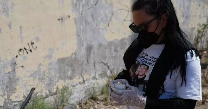 Mexico says a third of 130,000 missing people might be alive, fueling criticisms by families