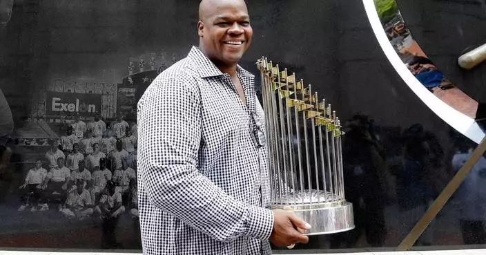 Hall of Famer Frank Thomas files lawsuit seeking damages against White Sox, Fanatics, Nike