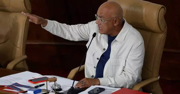 Venezuelan lawmakers open debate on a mining bill to lure foreign capital