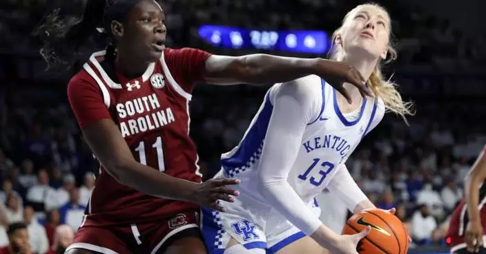 No. 3 South Carolina holds off No. 16 Kentucky 60-56