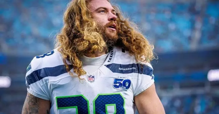Seahawks agree to a 2-year contract with fullback and special teams captain Brady Russell