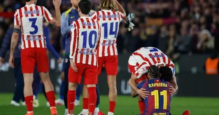 Atletico Madrid advances to Copa del Rey final 4-3 on aggregate despite a 3-0 loss to Barcelona