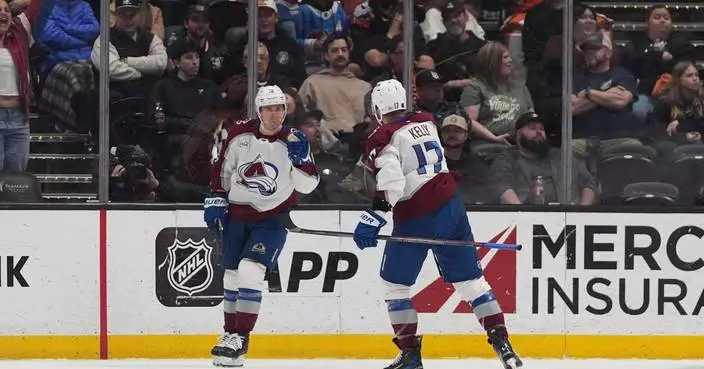 NHL-leading Avalanche win 5-4 in shootout to end Stars’ franchise-record 10-game winning streak