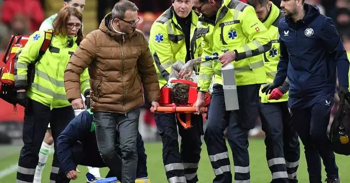 Ireland player Sammie Szmodics stretchered off after heavy collision in World Cup playoff game