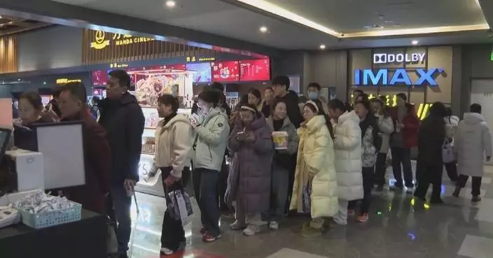 China’s film market soars past 10 bln yuan, driving economic boom, cultural tourism