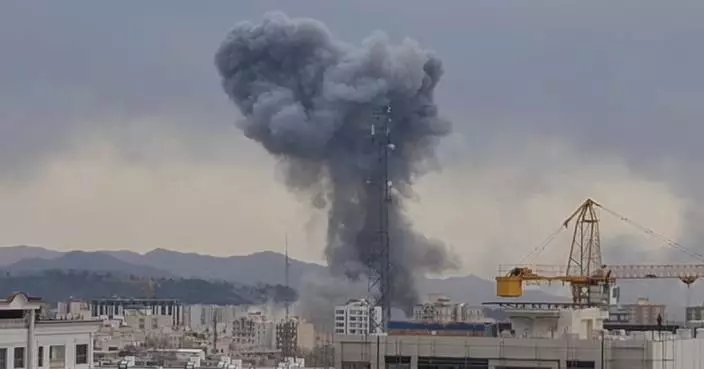 Trump says he will not rule out sending ground troops to Iran