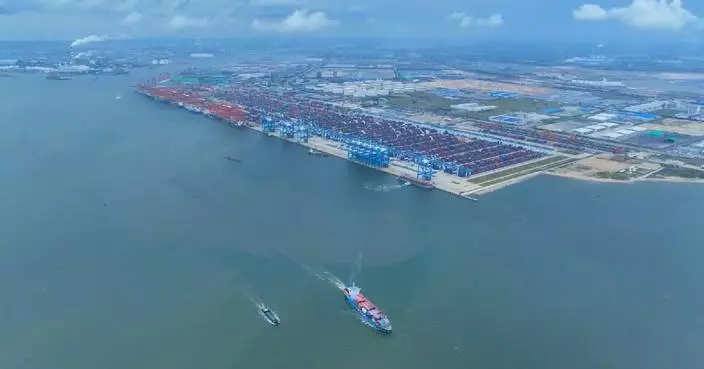 China's GDP tops 20 trln US dollars in 2025