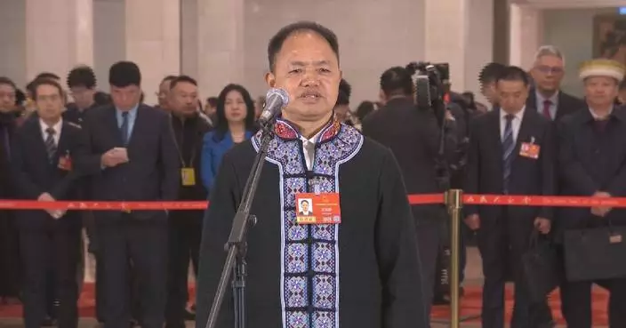 NPC deputy never regrets after 40 years of teaching in remote village