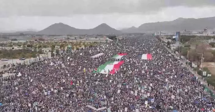 Yemenis demonstrate against US, Israeli military actions