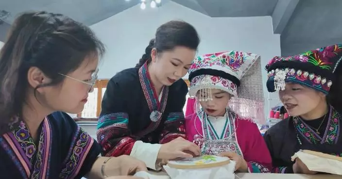 NPC deputy from Guizhou revitalizes Buyi culture through inheritance and innovation
