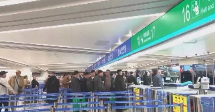 Over 30 Chinese nationals evacuated from Iran arrive in Urumqi