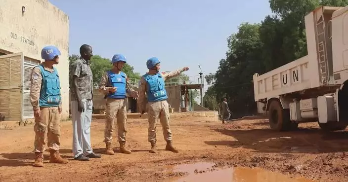 Chinese peacekeepers upgrade local water station access road in South Sudan