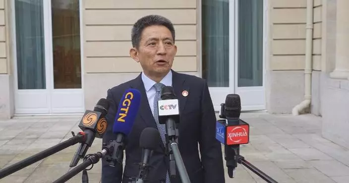 Chinese trade rep meets press following economic, trade talks with US side