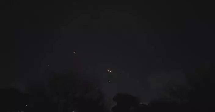 Afghanistan says Pakistan bombs Kabul