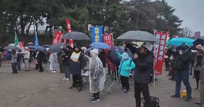 Japanese protest against Japan’s move toward militarization