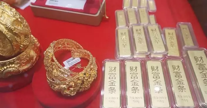 Gold, silver prices drop sharply