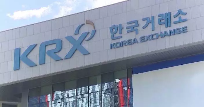 Markets slide as Hormuz tensions escalate