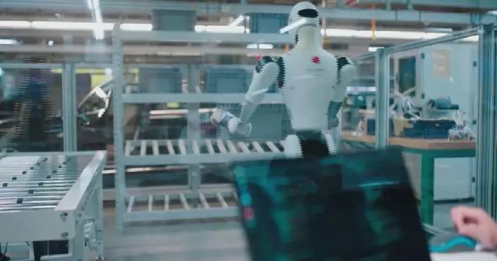 China to launch pilot programs for construction of high-quality industry datasets: official