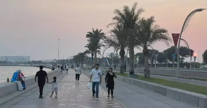 Residents across Gulf call for peace as war disrupts daily life