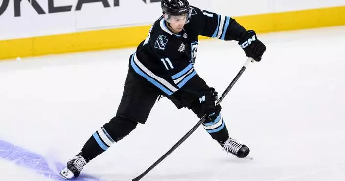 Vanecek earns 1st shutout of the season, 100th career win in Utah’s 3-0 victory over the Flyers