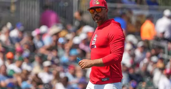 Cardinals extend manager Oliver Marmol through 2028, with a club option for 2029